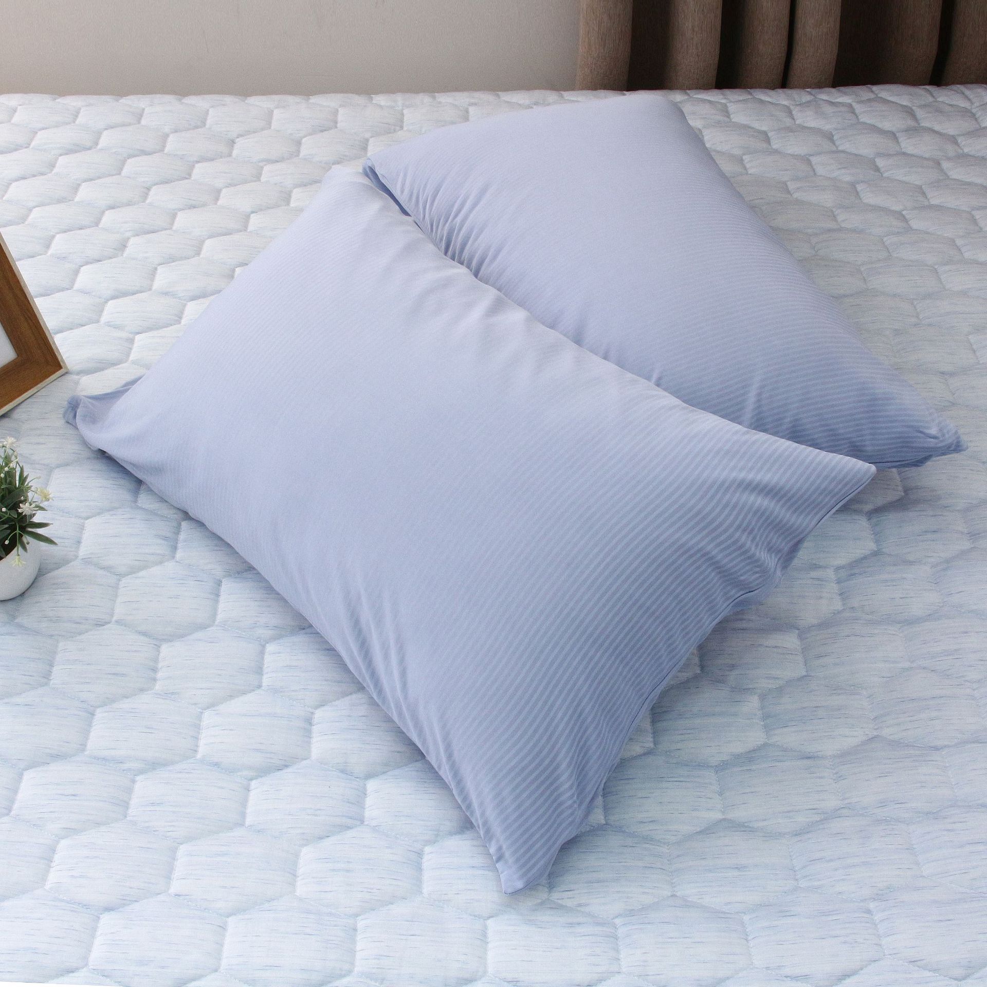 ChillWeave™ – Die ultra-kühlende Decke für schweißfreie Sommernächte.