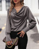 Unifarbene Bluse mit Falten