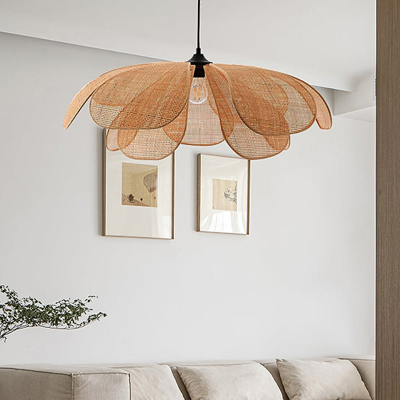 RustikaLeuchter™ - Charmantes Rattan-Design trifft auf rustikale Eleganz.