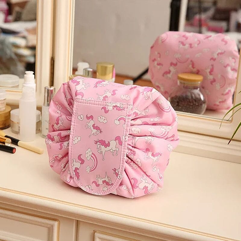 MagicPouch™ - Die magische Kosmetiktasche für stressfreie Make-up-Sessions