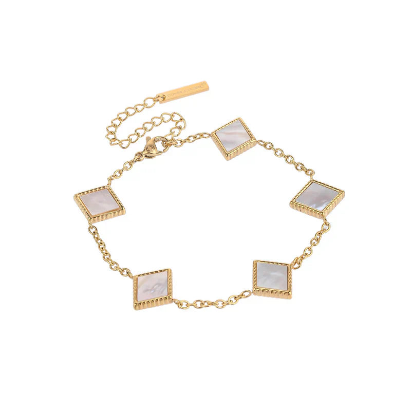 Teake | Quadratisches Armband im klassischen Stil