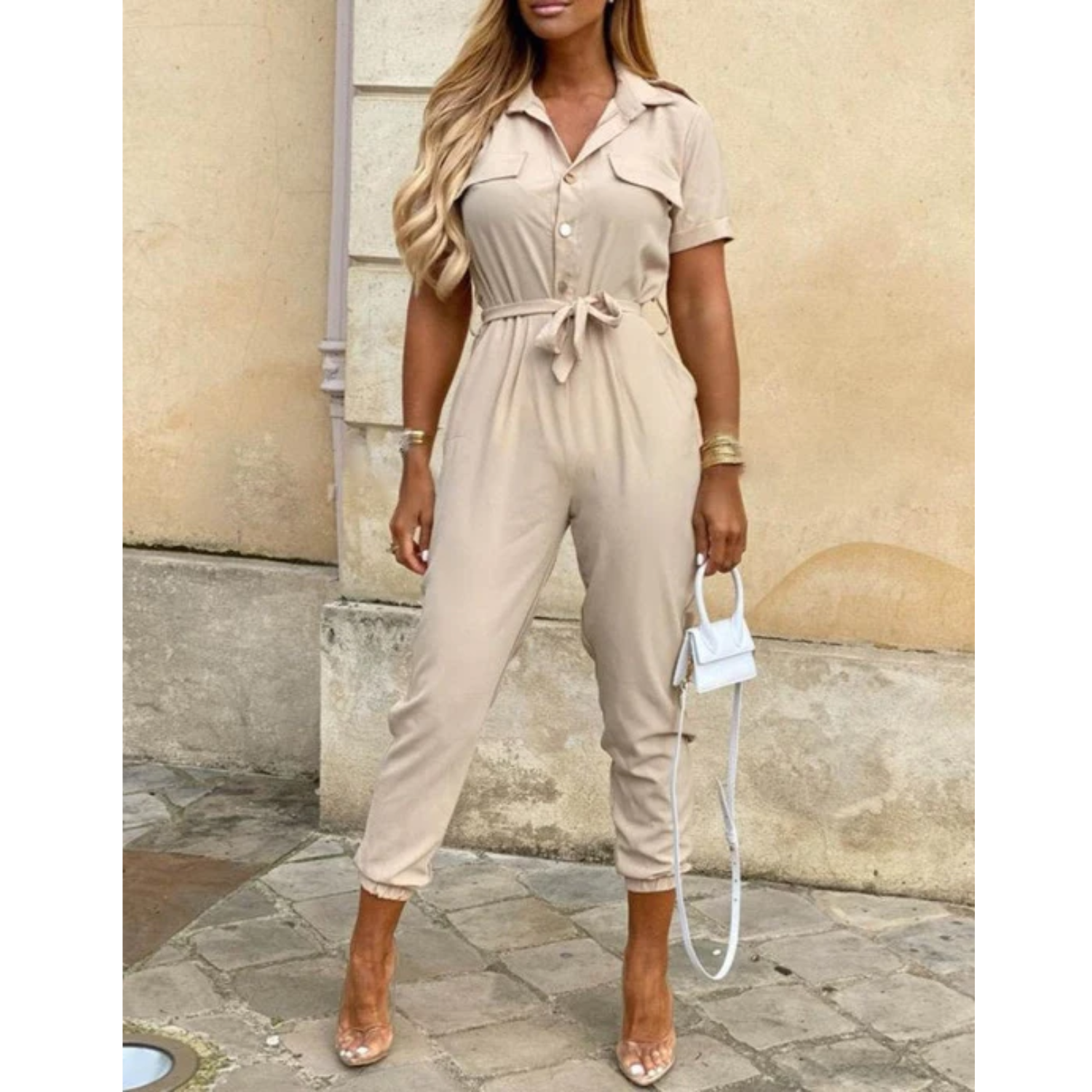 Elin | Jumpsuit mit Gürtel und kurzen Ärmeln