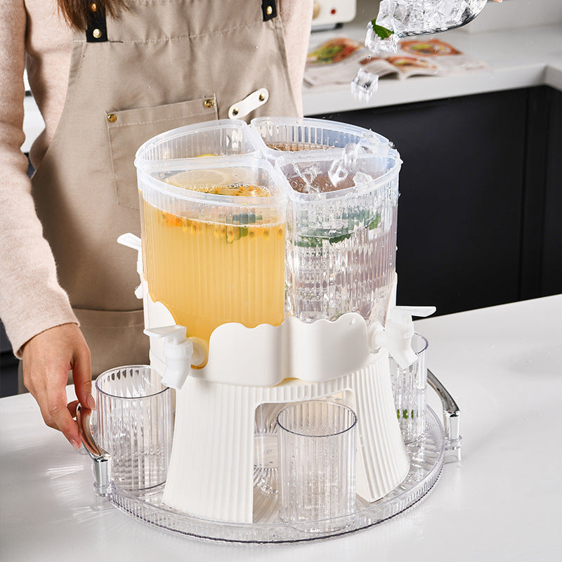 TwistKaraffe™ – Die drehbare 4-Kammer-Karaffe für vielseitigen Getränkegenuss!