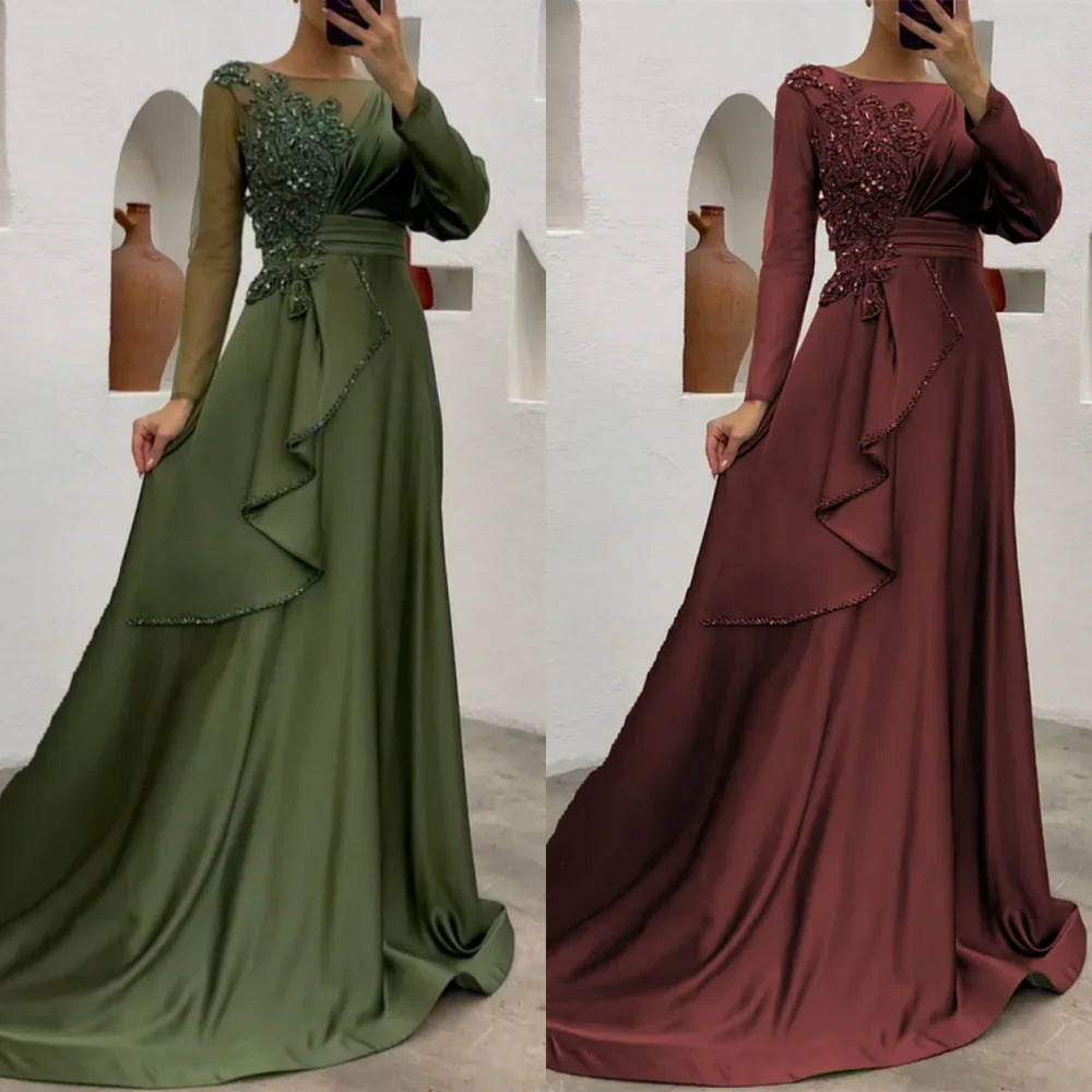 EleganceGown™ - Das stilvolle Ballkleid für formelle Anlässe.