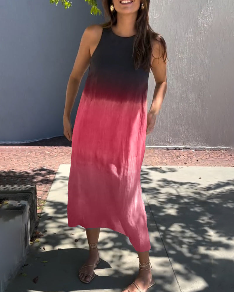 Ärmelloses Kleid mit Seitenschlitz