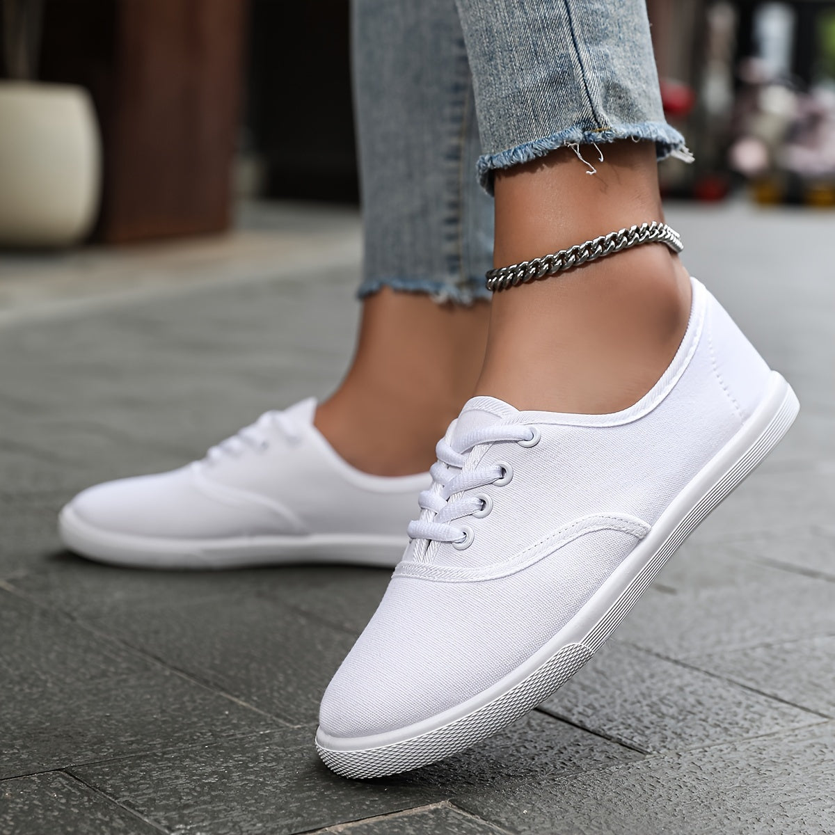 Lotte | Bequeme niedrige Canvas-Schnürschuhe