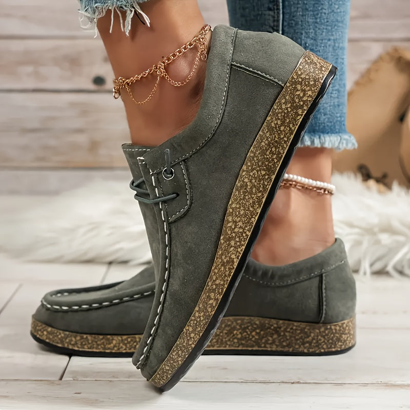 Saar | Schlichte und lässige niedrige Damenturnschuhe