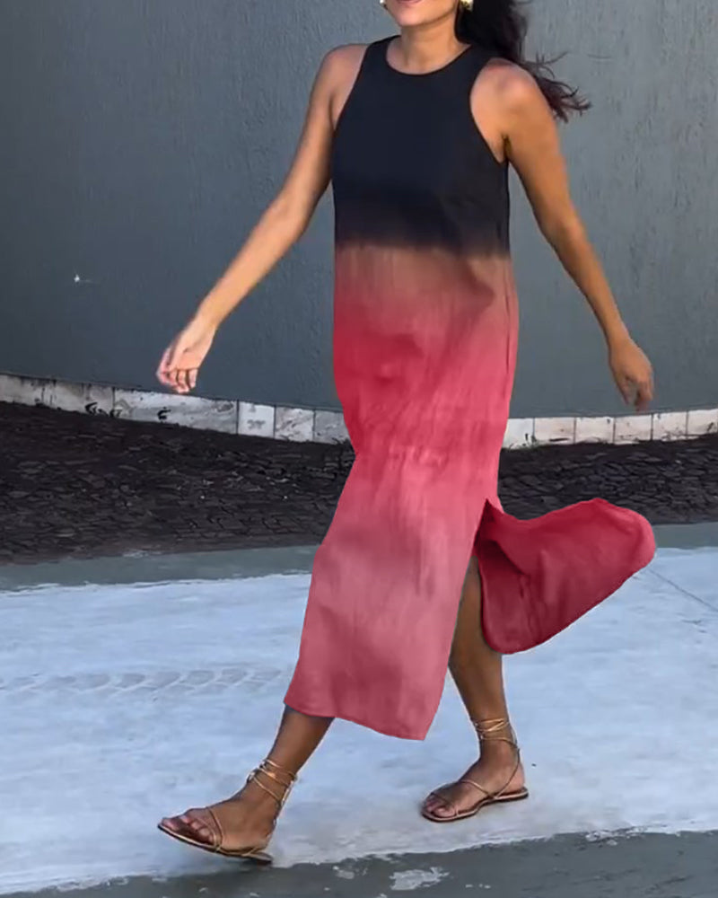 Ärmelloses Kleid mit Seitenschlitz