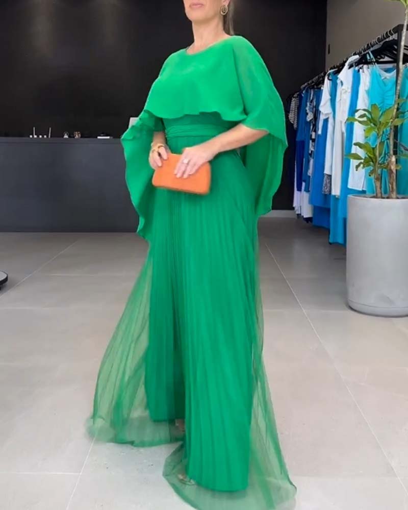 A-line maxi dress with round neckline