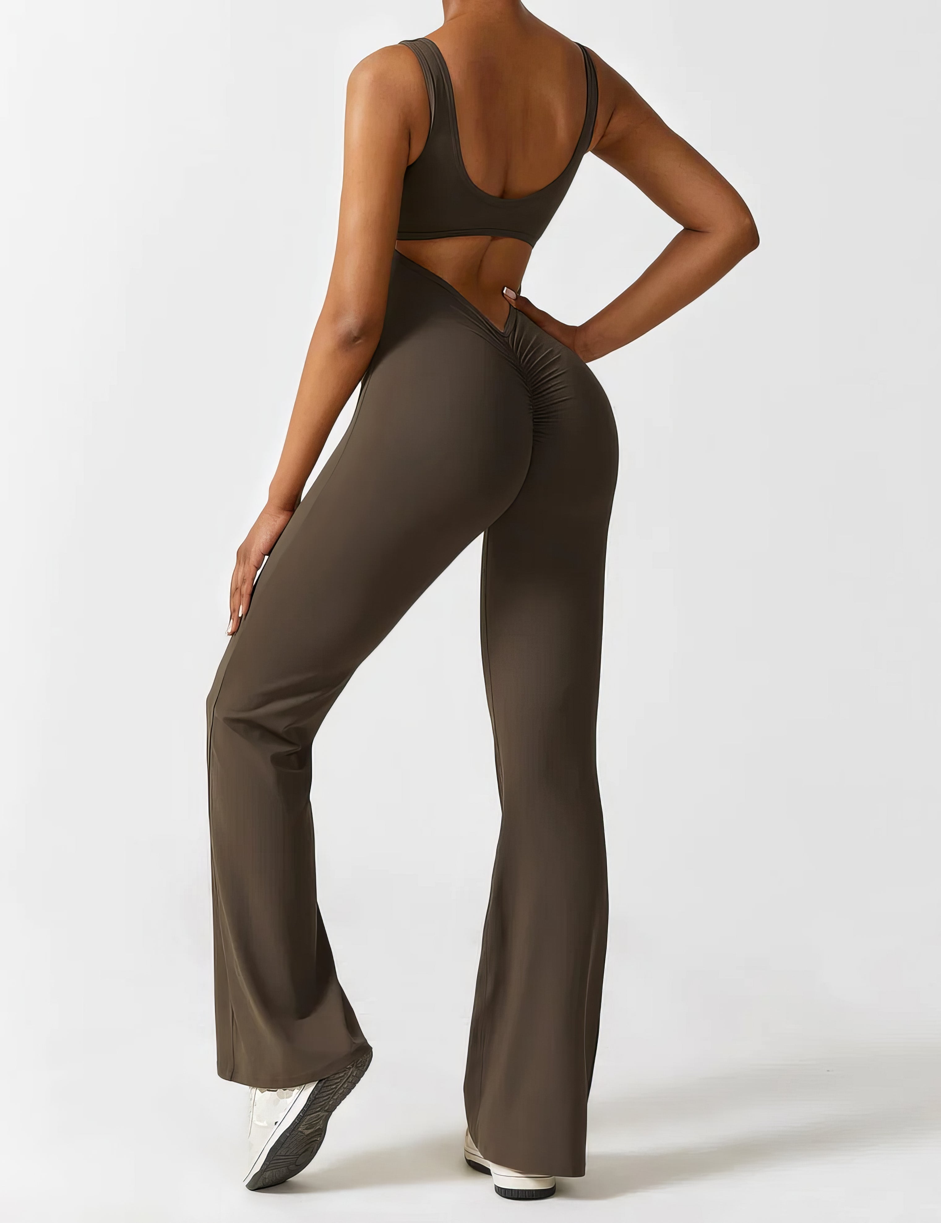LyannaJumpsuit™ - Das Must-have für jede aktive Frau!