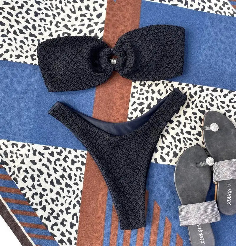 Luna | Trendiger & Sexy Trägerloser Bikini