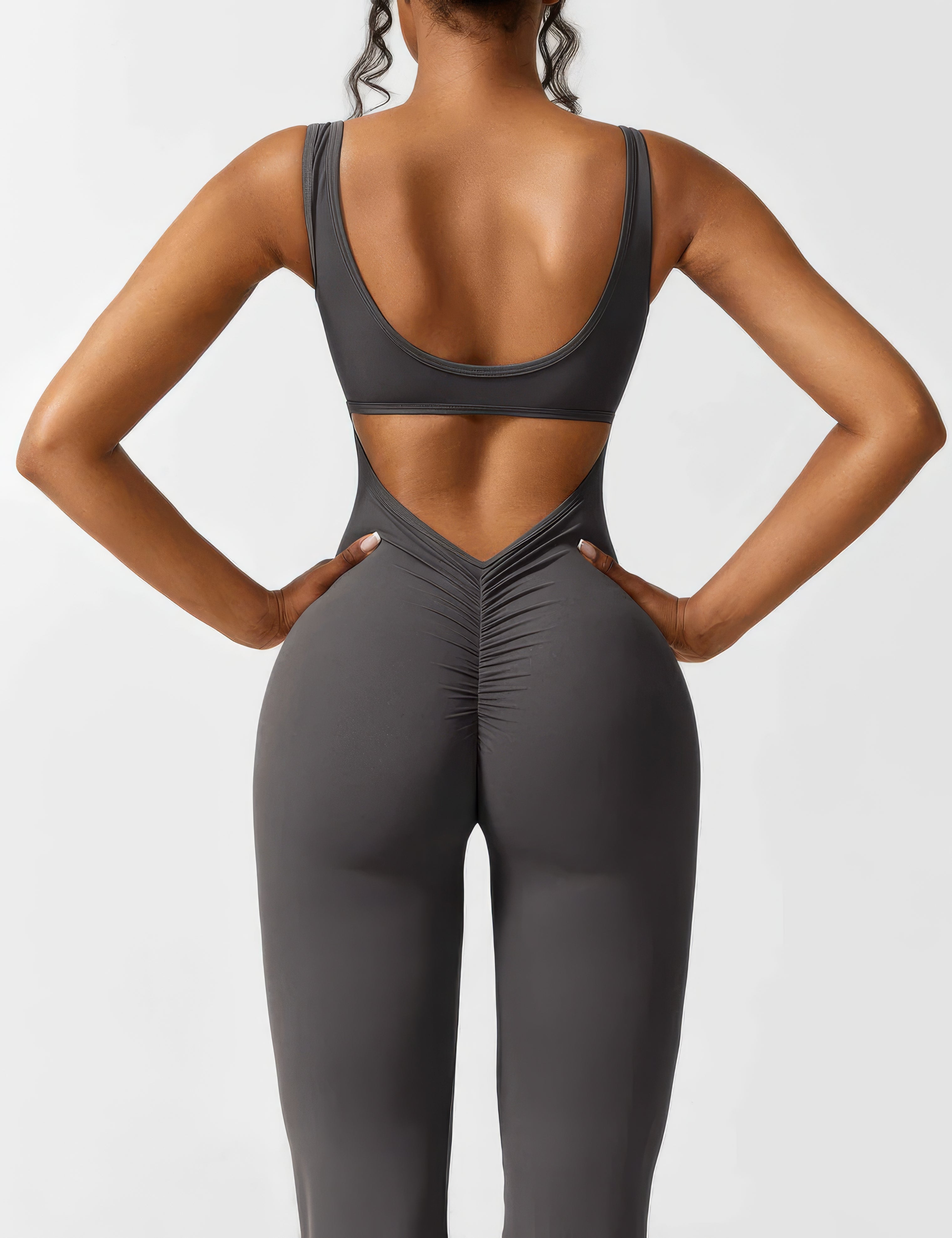 LyannaJumpsuit™ - Das Must-have für jede aktive Frau!