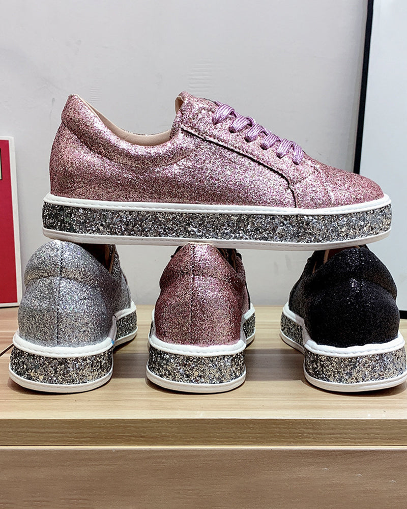 Plateau-Turnschuhe in großen Größen für Frauen
