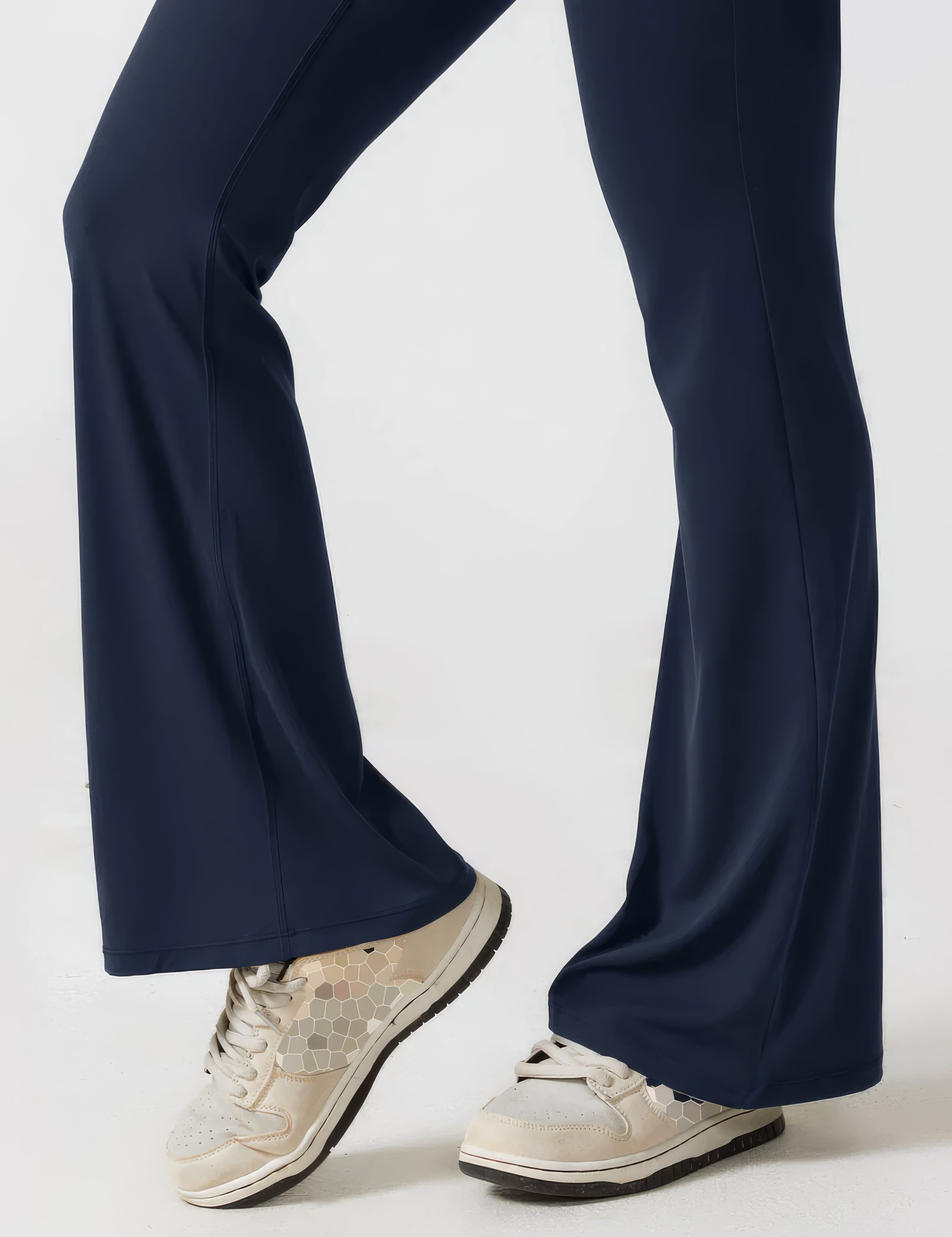 LyannaJumpsuit™ - Das Must-have für jede aktive Frau!
