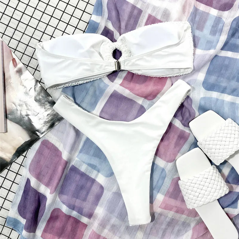 Luna | Trendiger & Sexy Trägerloser Bikini