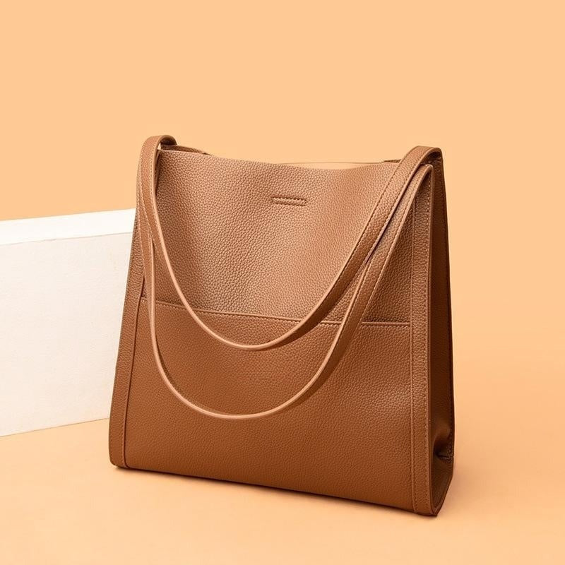 LuxuriaTote™ - Eleganz trifft auf Funktionalität in Leder | 60% RABATT