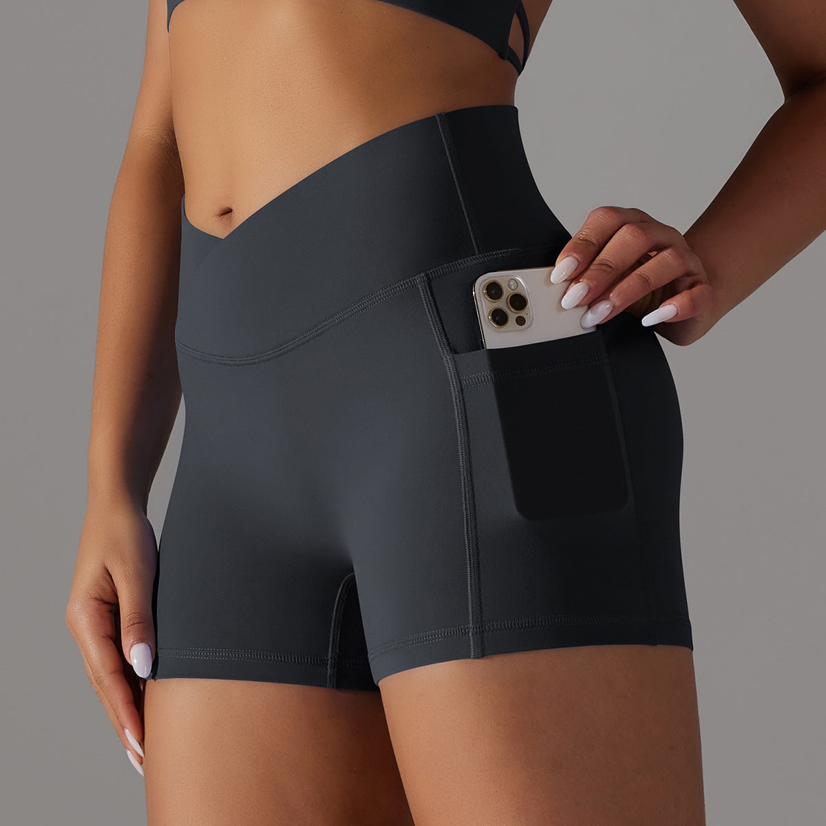 FitnessShorts™ - Die ultimativen Sportshorts mit Handytasche für Frauen.