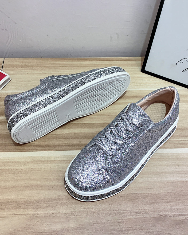 Plateau-Turnschuhe in großen Größen für Frauen