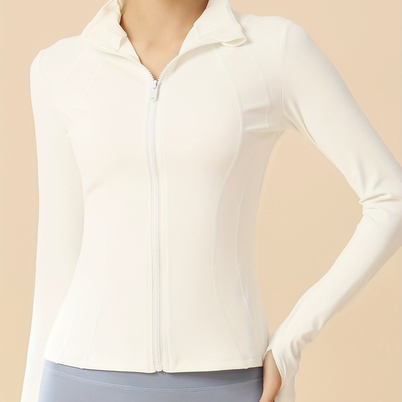 Eva | Gekürzte Sportjacke mit atmungsaktivem Material und Stehkragen