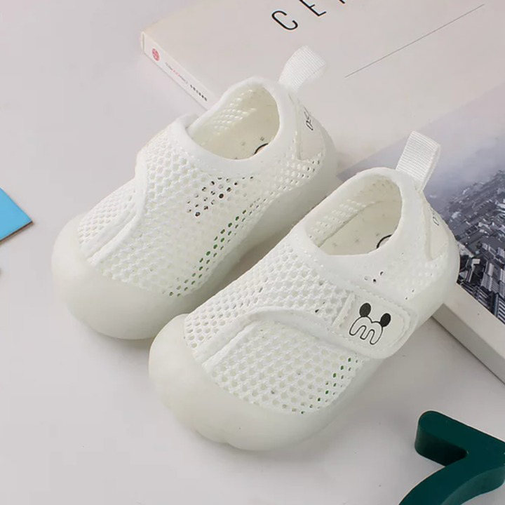 CloudSteps™ - Rutschfeste, ergonomische Kleinkind Barfußschuhe!