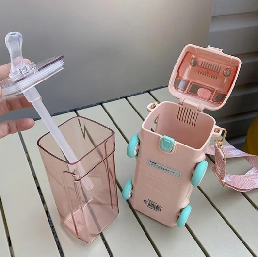 CartoStraw™: Ein Muss für jedes Kind, das unterwegs ist