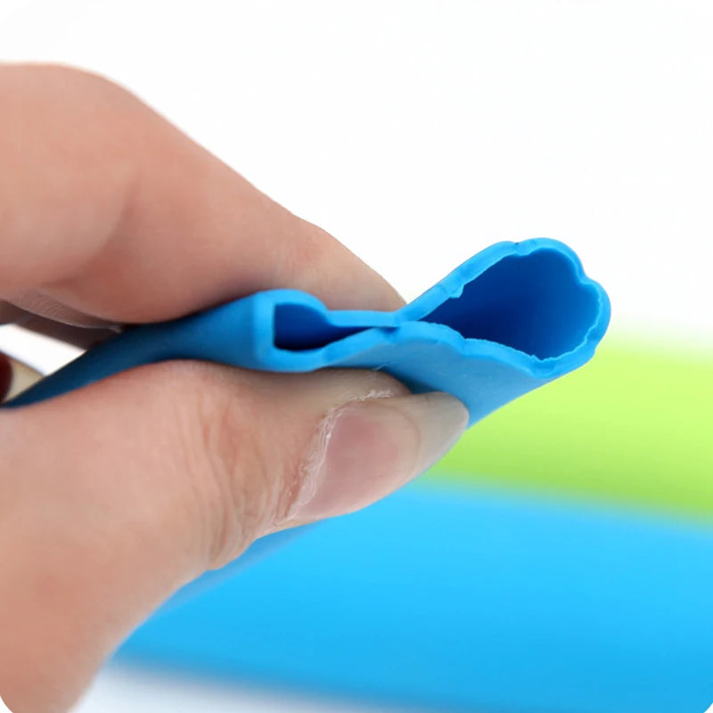 EasyPeel™ - Der umweltfreundliche Knoblauchschäler aus Silikon.