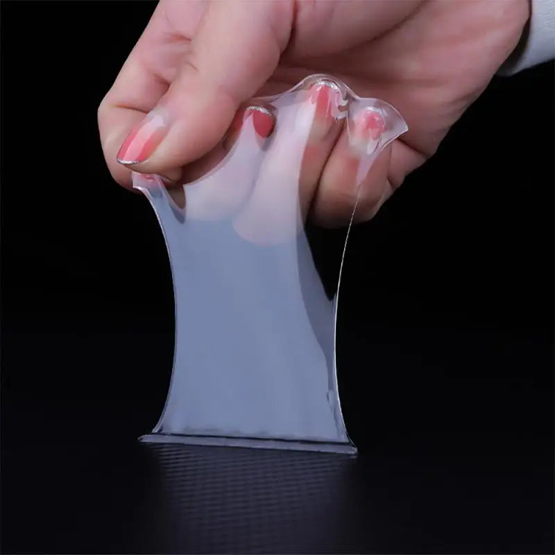 NanoGrip™ - Das unsichtbare, wiederverwendbare Klebeband für jedes Zuhause.