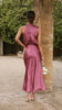 Eleganz™ - Das elegante ärmellose Cocktailkleid mit hohem Halsausschnitt und elastischer Taille für Hochzeitsgäste.