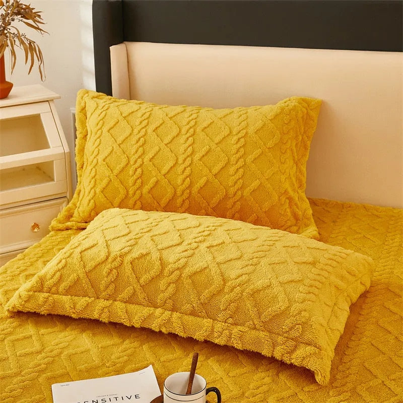 DreamCover™ - Verwandle dein Bett in eine Oase der Gemütlichkeit.