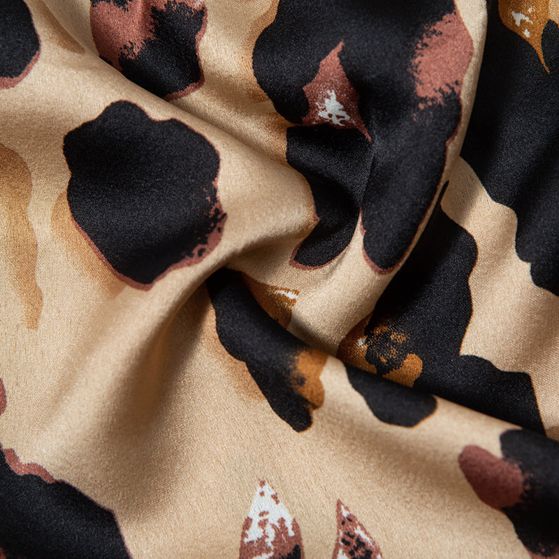 Luxueus dames-topje met luipaardprint