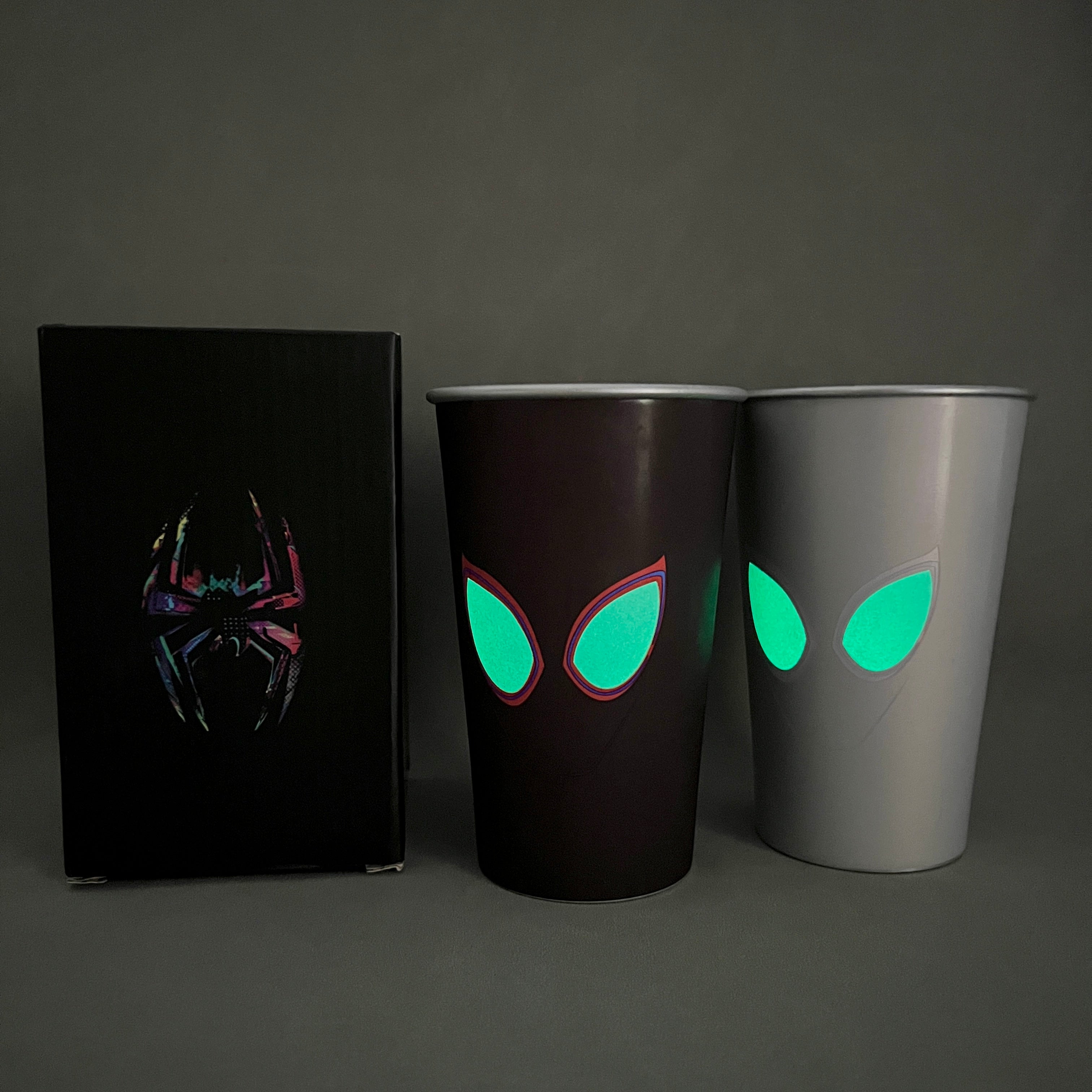 SpiderMorph Reveal Cup – Farbwechsel-Becher mit leuchtenden Augen