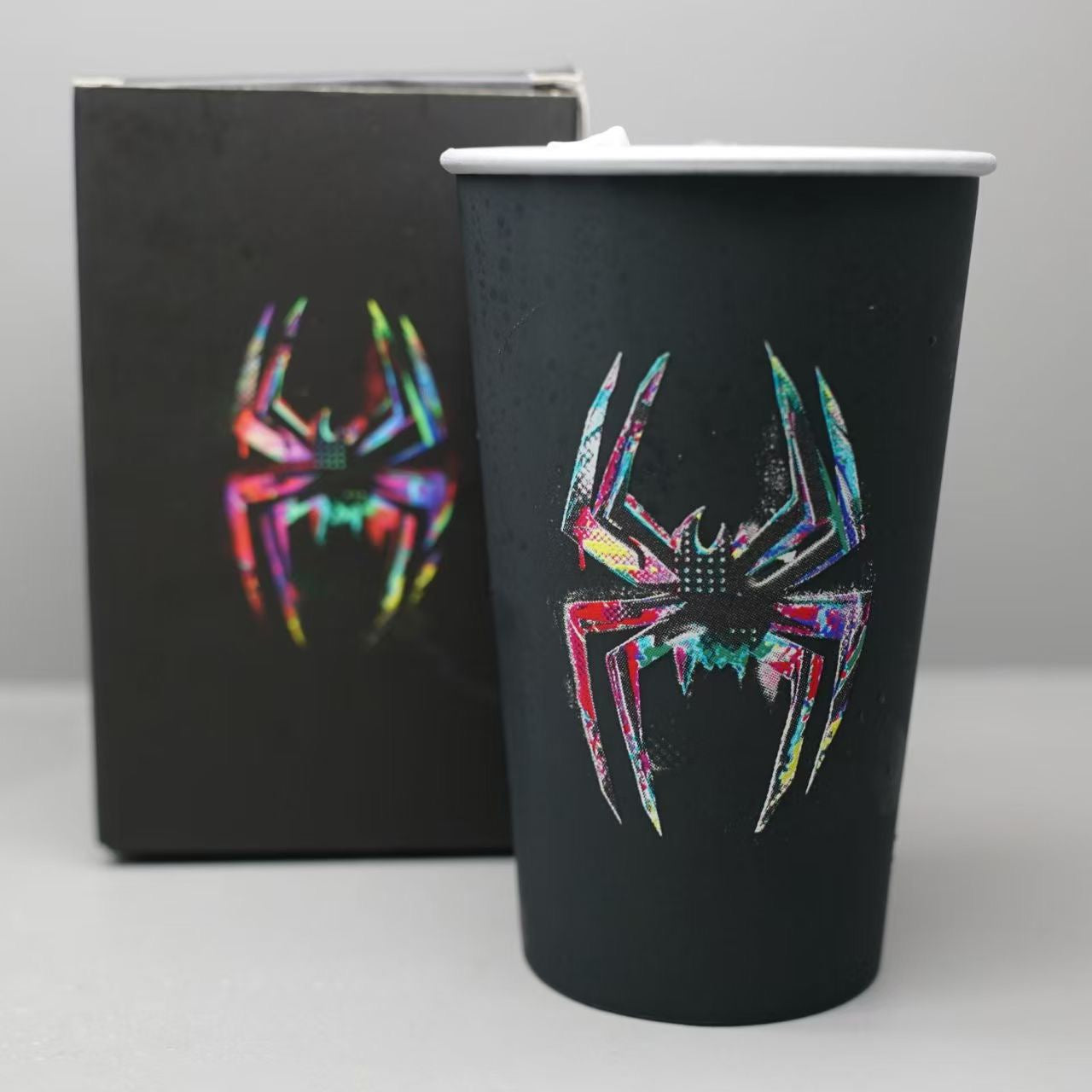 SpiderMorph Reveal Cup – Farbwechsel-Becher mit leuchtenden Augen