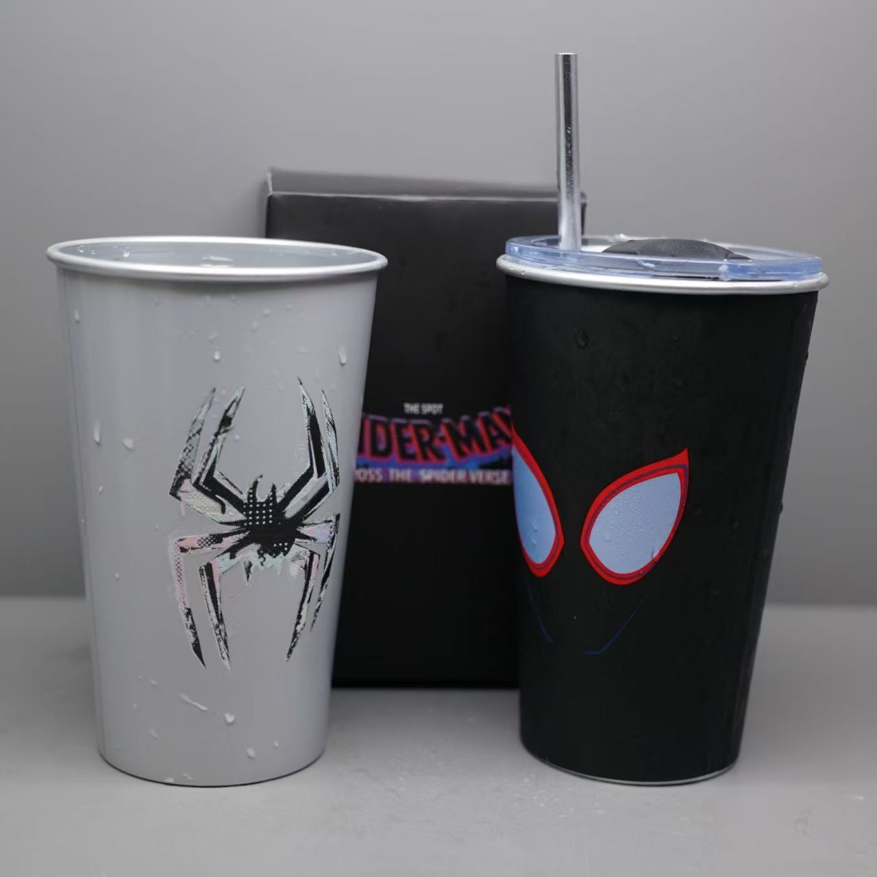 SpiderMorph Reveal Cup – Farbwechsel-Becher mit leuchtenden Augen