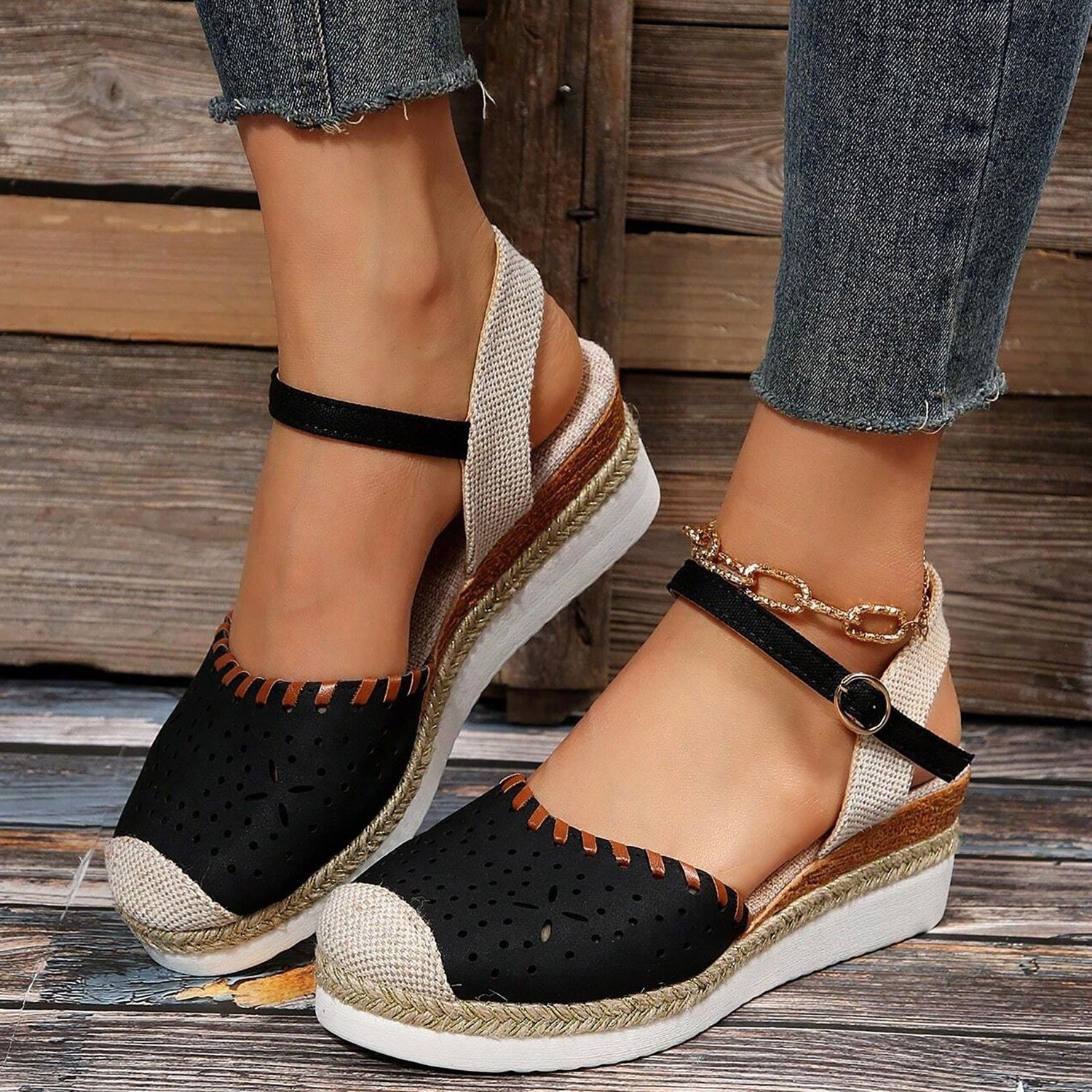 Finnyl | Espadrilles mit Mesh-Patch und kontrastierender Farbe