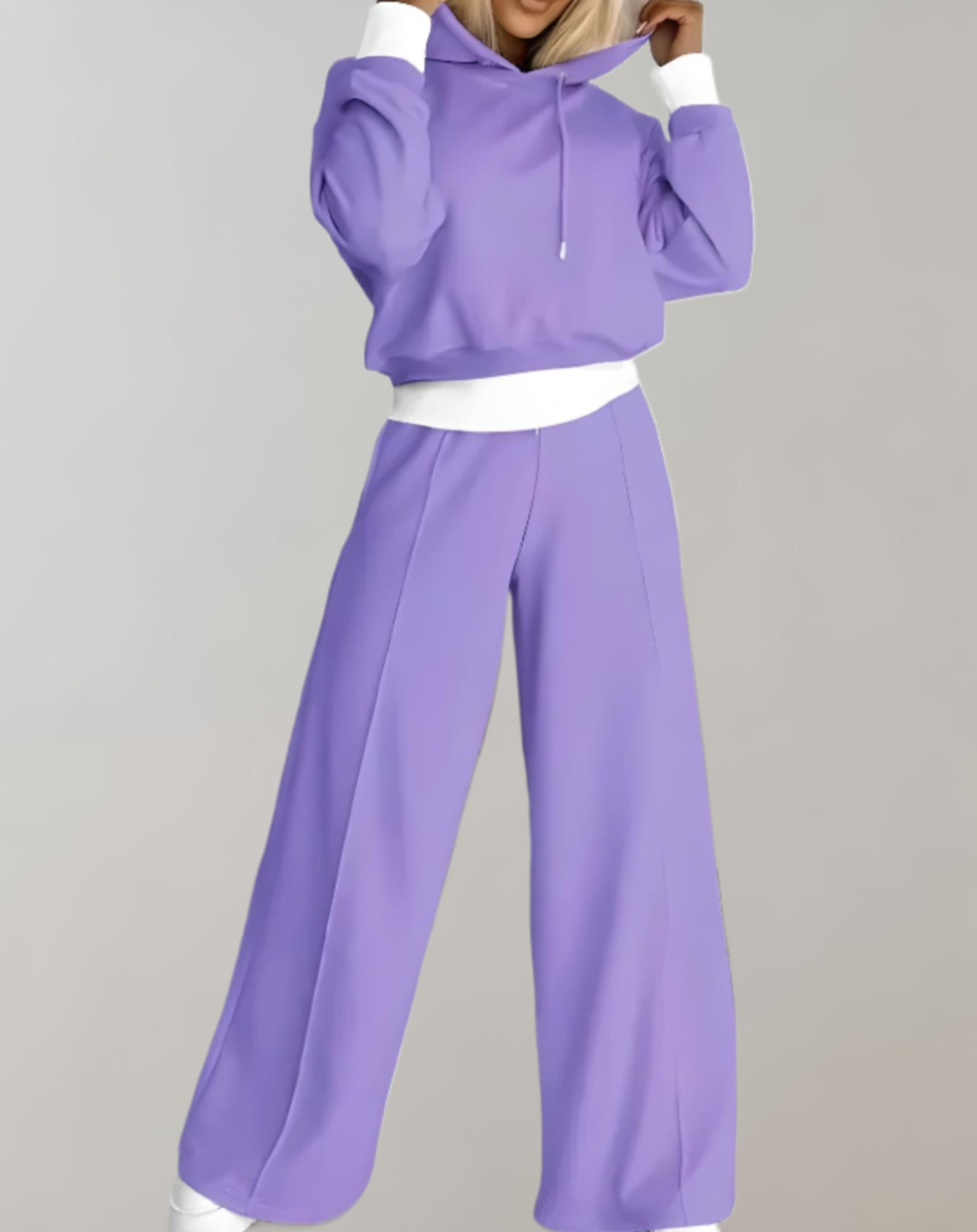Nina | 2-teiliges Set: Pullover mit Kapuze und Hose mit weitem Bein