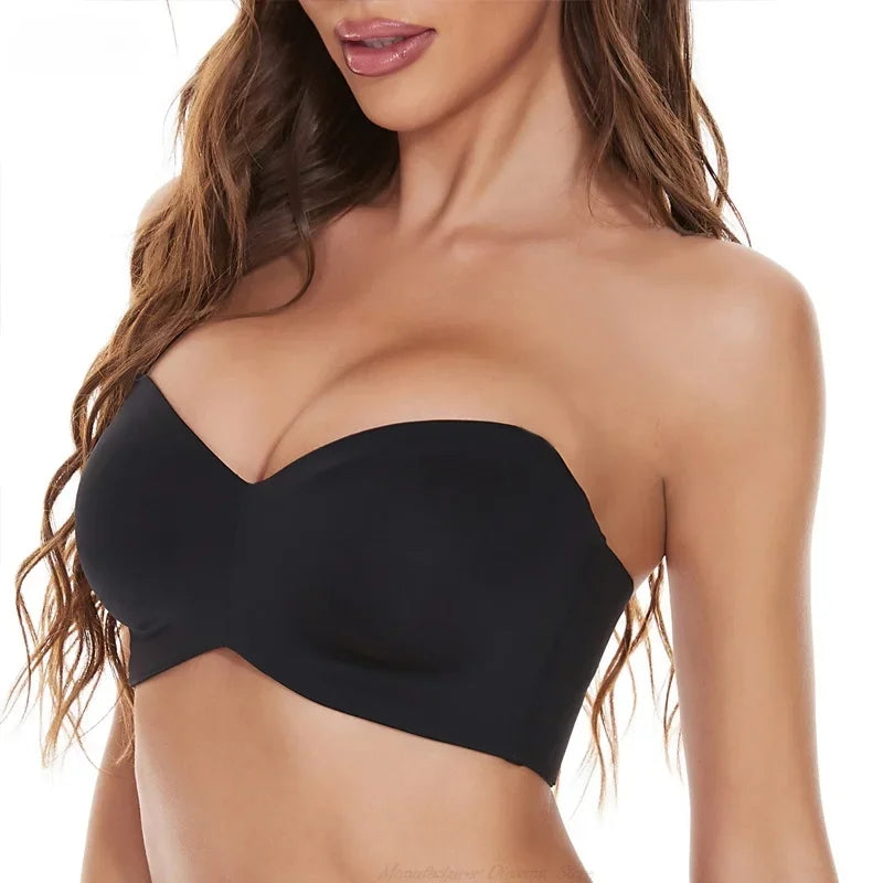 LiftEase™ - Der perfekte trägerlose BH für unsichtbaren Halt und Komfort.