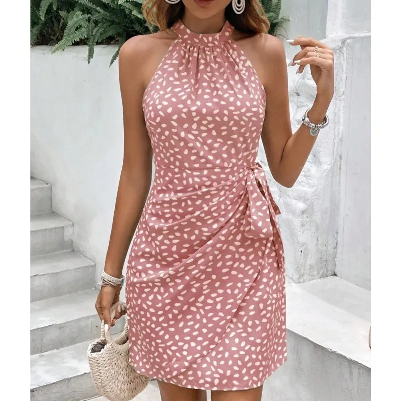 BlütenTraum™ - Das Halterneck Sommerkleid mit Blumenmuster und Taillenbindung für stilvolle Frauen.