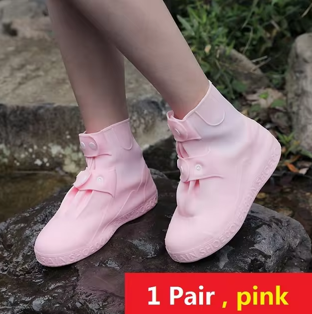 DryStep™ - Die perfekten, wasserfesten Überschuhe für jede Wetterlage.