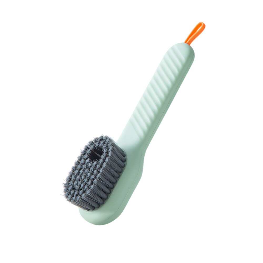 CleanSweep™ - fegt Schmutz und Flecken mühelos weg!