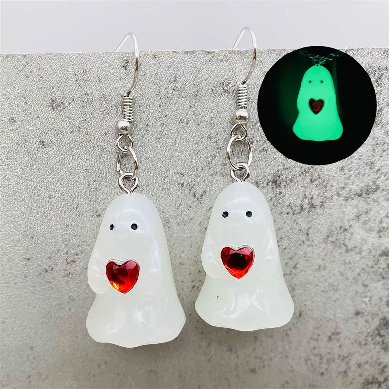 GhostCharm™ - Süße Halloween-Ohrringe mit leuchtenden Geistern und Kürbissen.