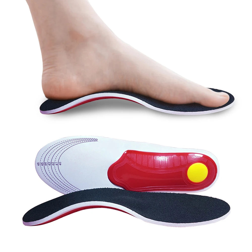 OrthoPad™ - Die orthopädische Einlegesohle zur Schmerzlinderung bei Plattfüßen.
