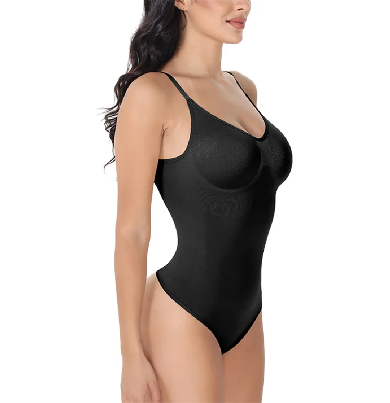 Sculpt™ Bodysuit verwandelt Ihre Figur und sorgt für schlanke Konturen und Selbstvertrauen.