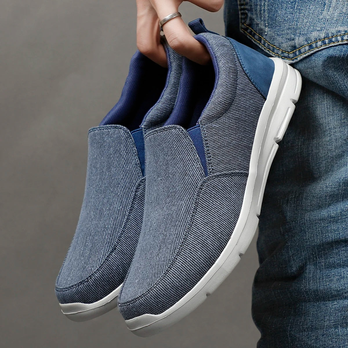 Atmungsaktive Canvas-Loafer
