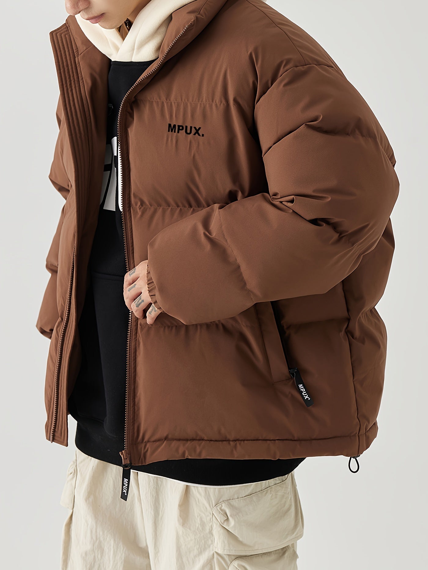 Jasper | Warme Winddichte Herren-Winterjacke Mit Stehkragen Und Besticktem Logo