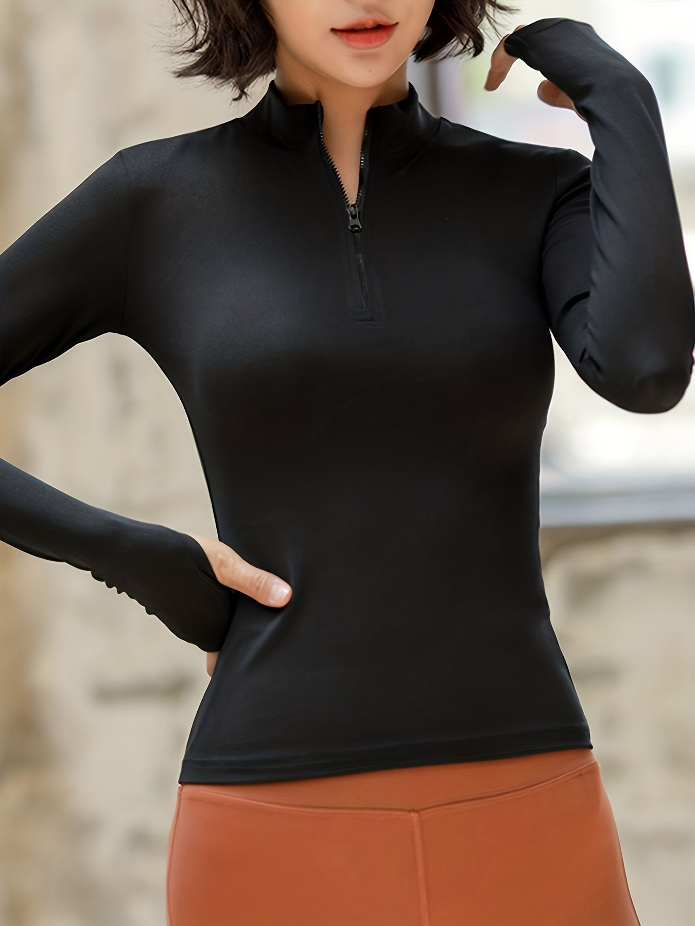 Sophie | Unifarbenes Langarm-T-Shirt mit halbem Reißverschluss für Frauen