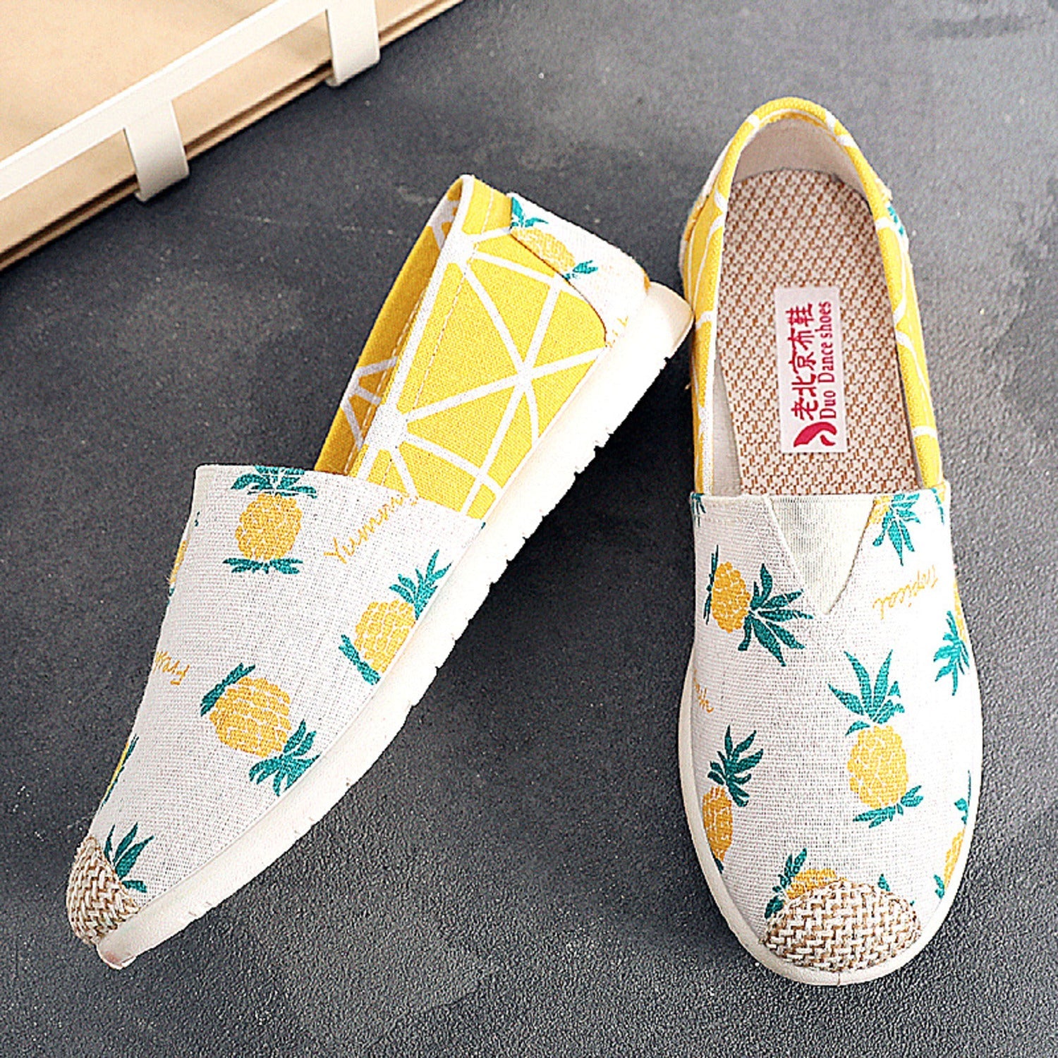Loïs | Flache Espadrilles aus Canvas mit Bohème-Print
