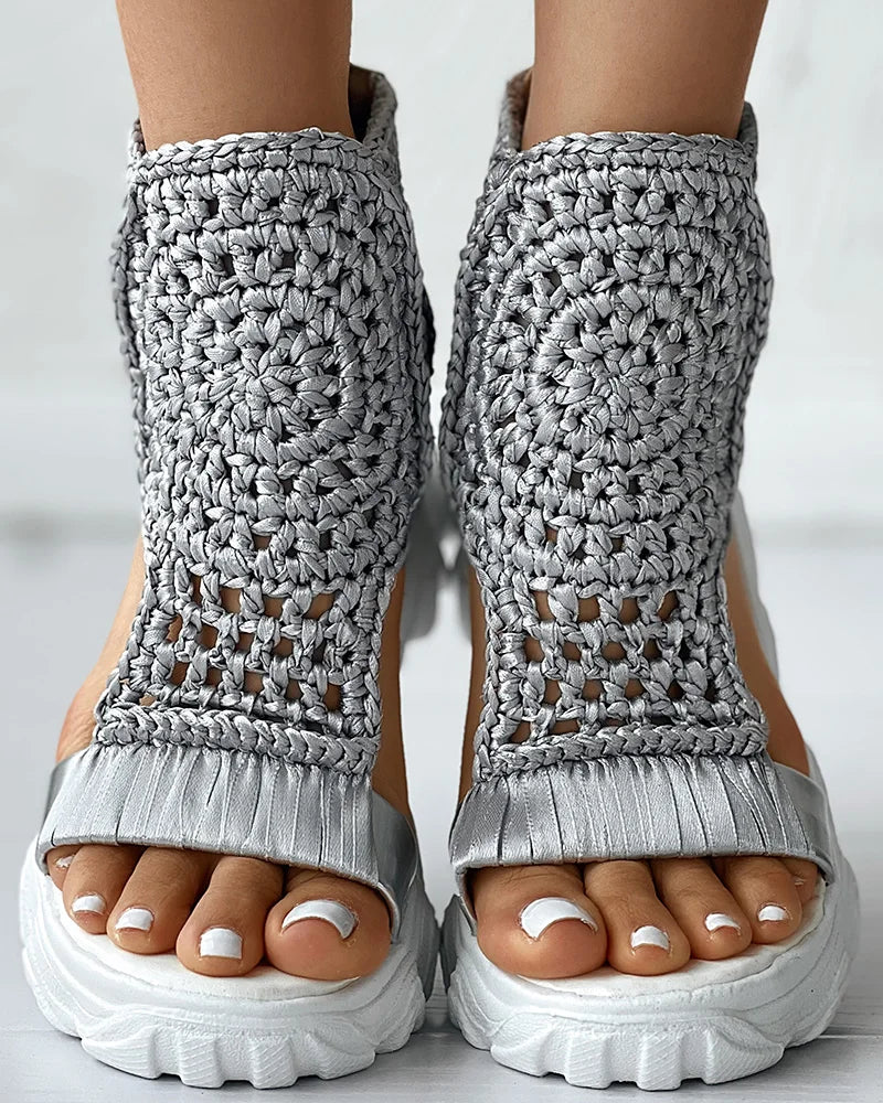 ComfyKnit™ - Stylische gestrickte Sandalen für den ultimativen Sommerkomfort.