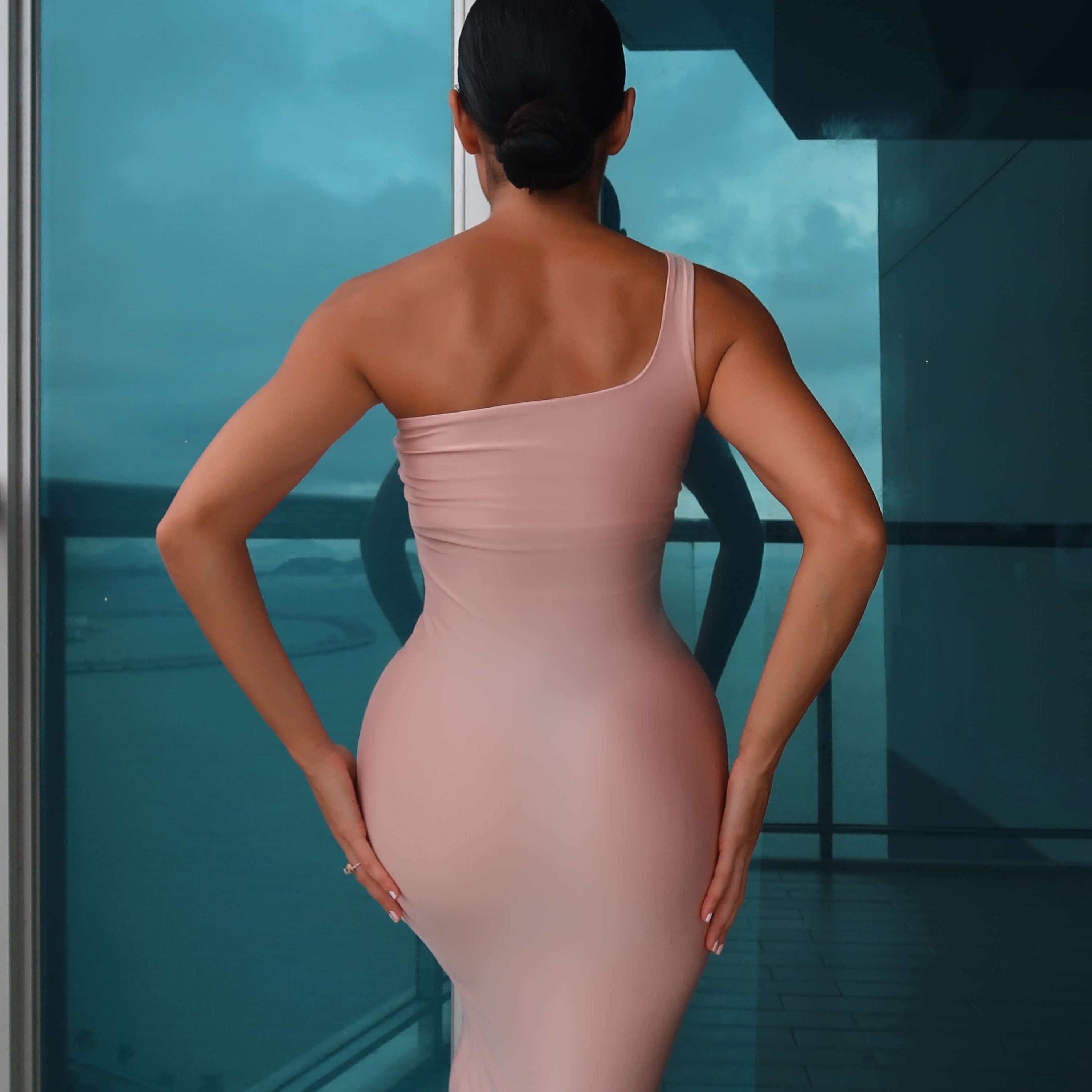 CurveMaster™ - Formschön und komfortabel, für perfekte Kurven