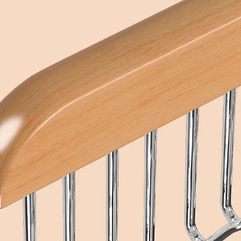 OrgaMaster™ - Ihr zuverlässiger Partner für einen ordentlichen und funktionalen Kleiderschrank.