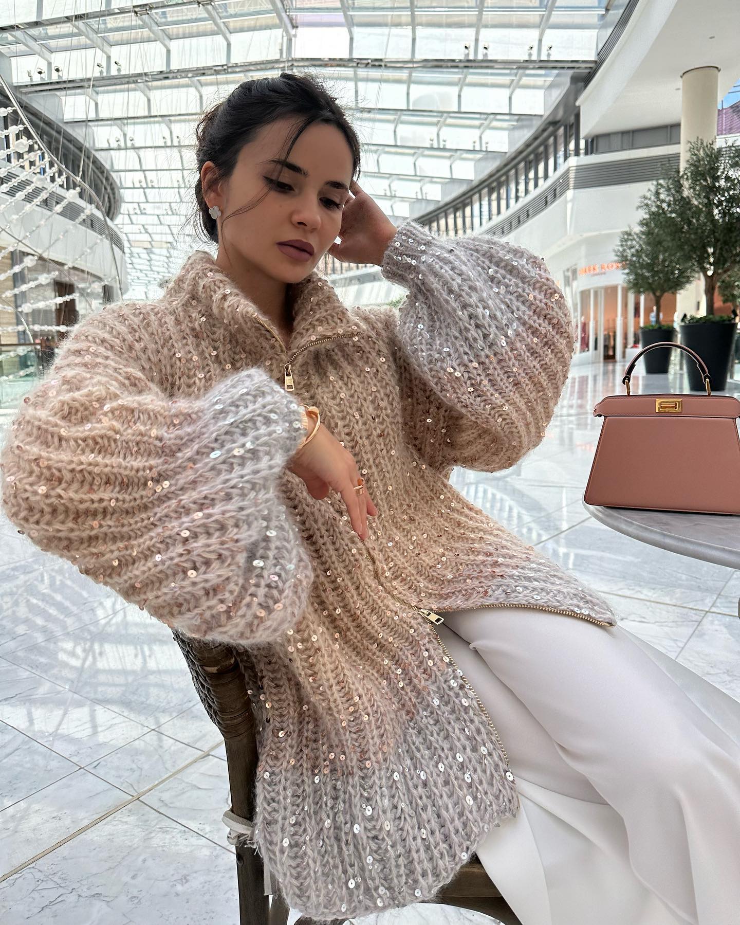 Lustrous™ Gestrickte Pulloverjacke mit Pailletten